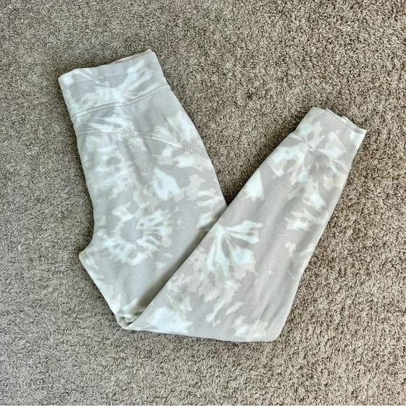 Athleta I Gray White Tie Dye Jogger Sweatpants I Size S I Relaxed Fit - Picture 3 of 5